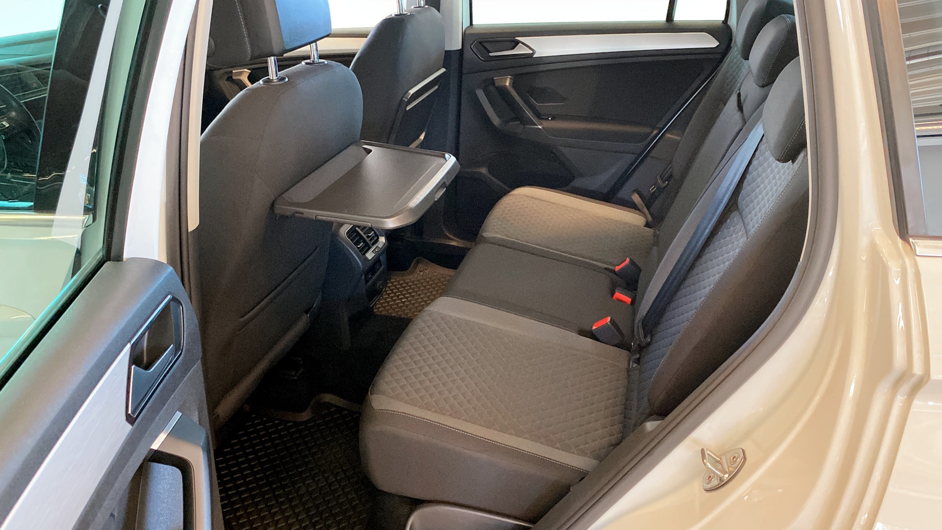 Volkswagen Tiguan YUK046