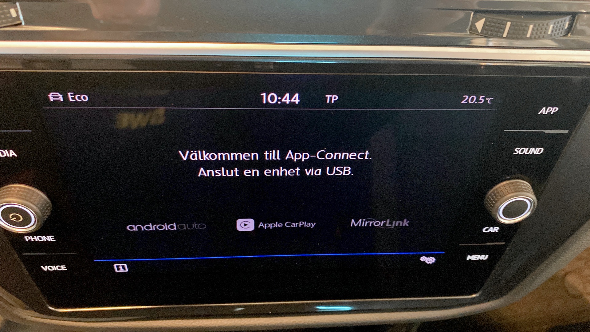 Volkswagen Tiguan YUK046