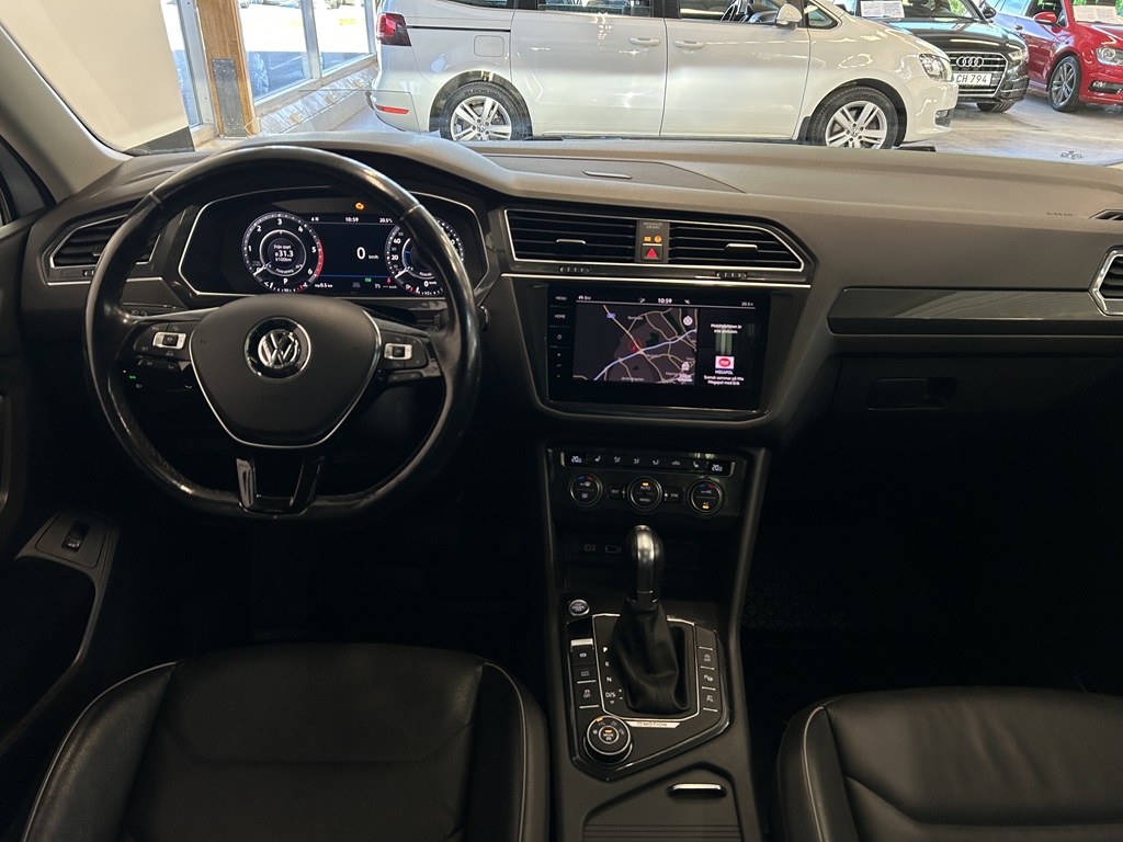 Volkswagen Tiguan Allspace YUP912