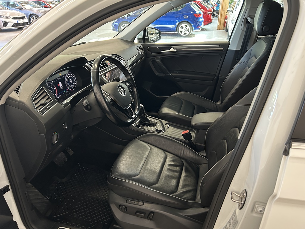 Volkswagen Tiguan Allspace YUP912