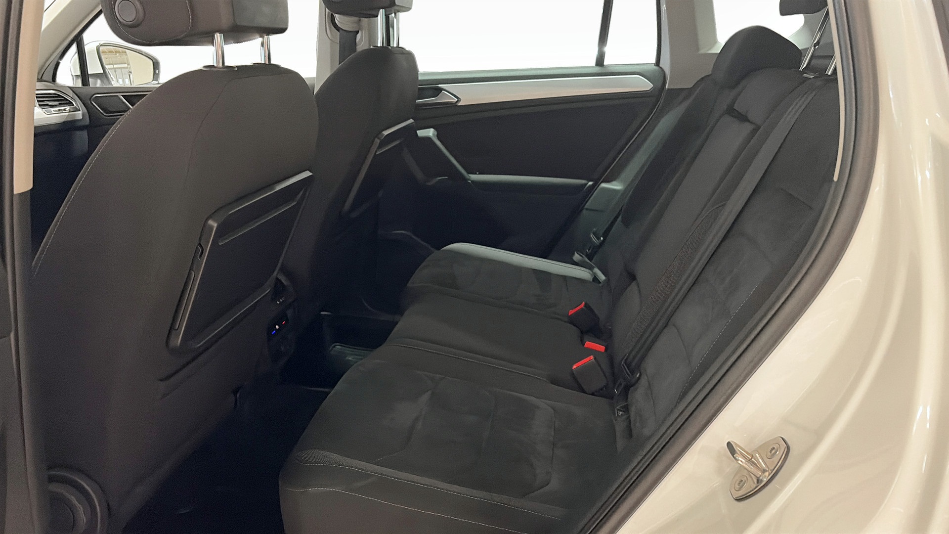 Volkswagen Tiguan YUU032