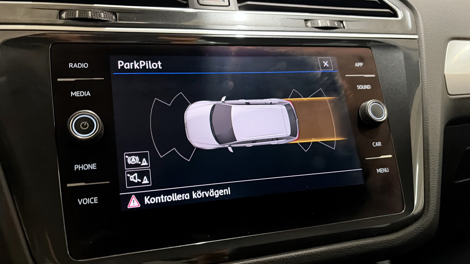 Volkswagen Tiguan YUU032