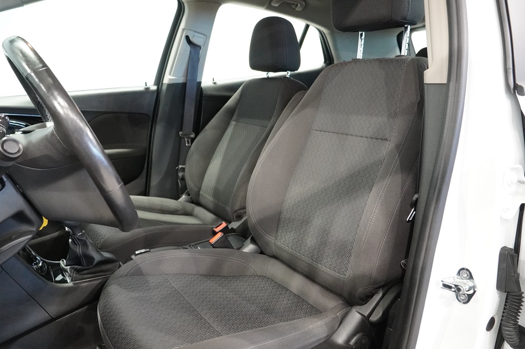 Opel Mokka YUU702