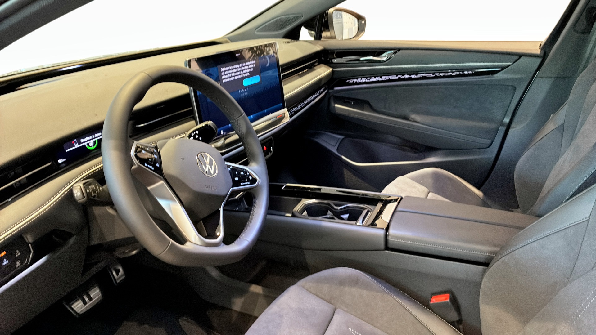 Volkswagen ID.7 YWB16E