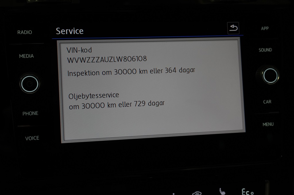 Volkswagen Golf YWE01C