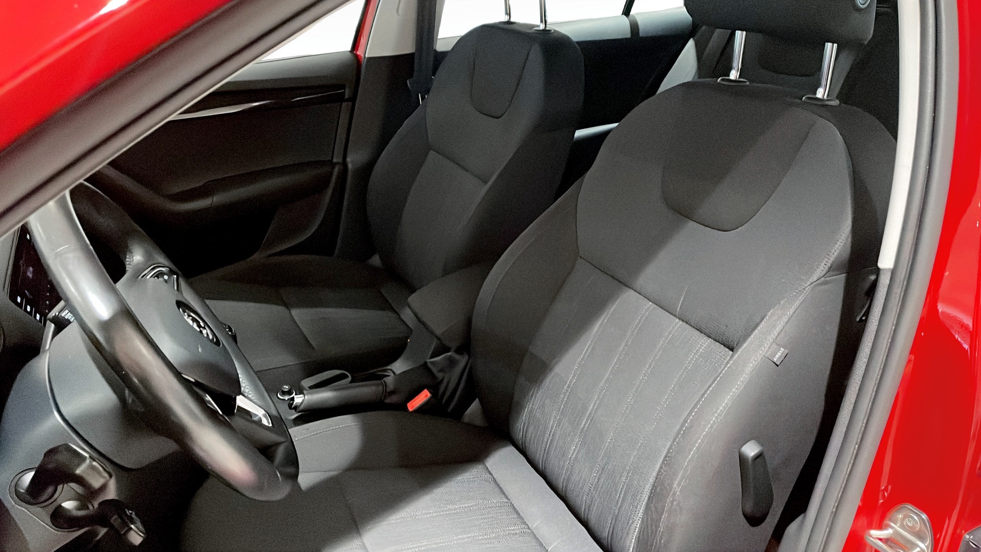 Skoda Octavia Combi YWE181