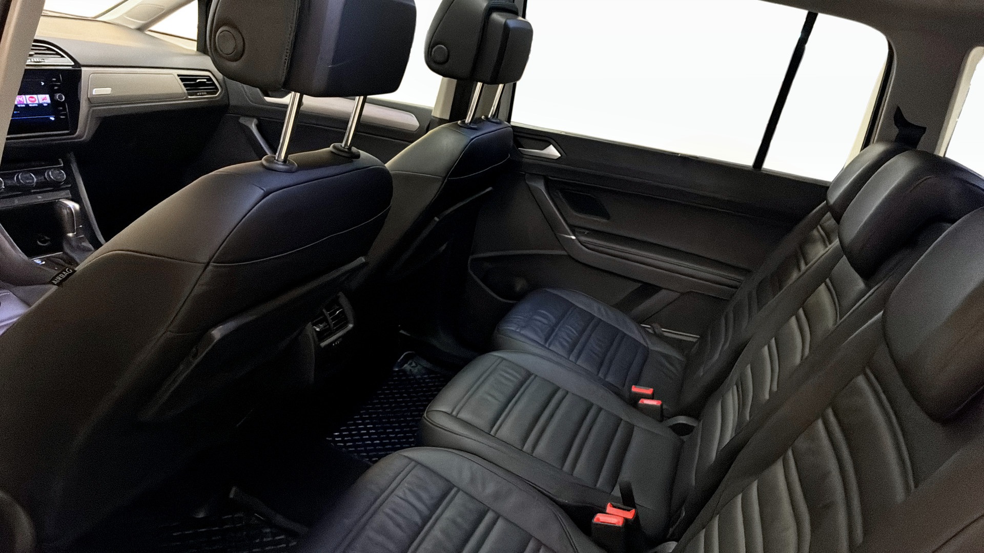 Volkswagen Touran YWE510