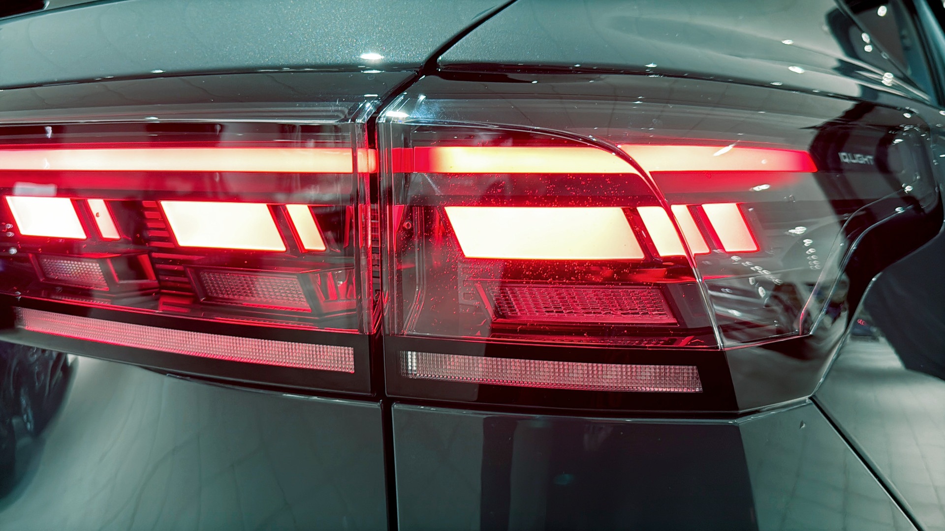 Volkswagen Tiguan YWJ09U