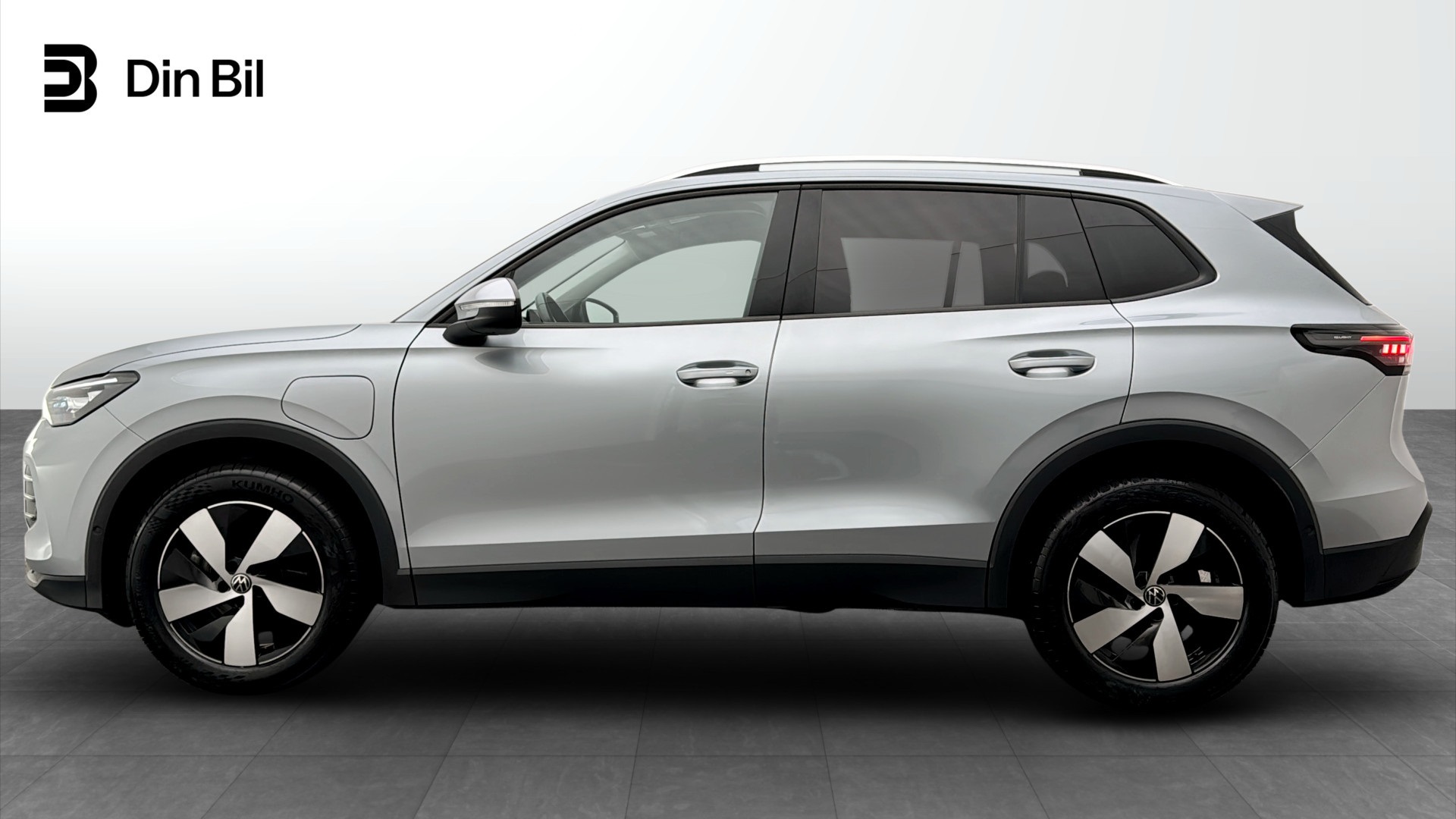 Volkswagen Tiguan YWK42T