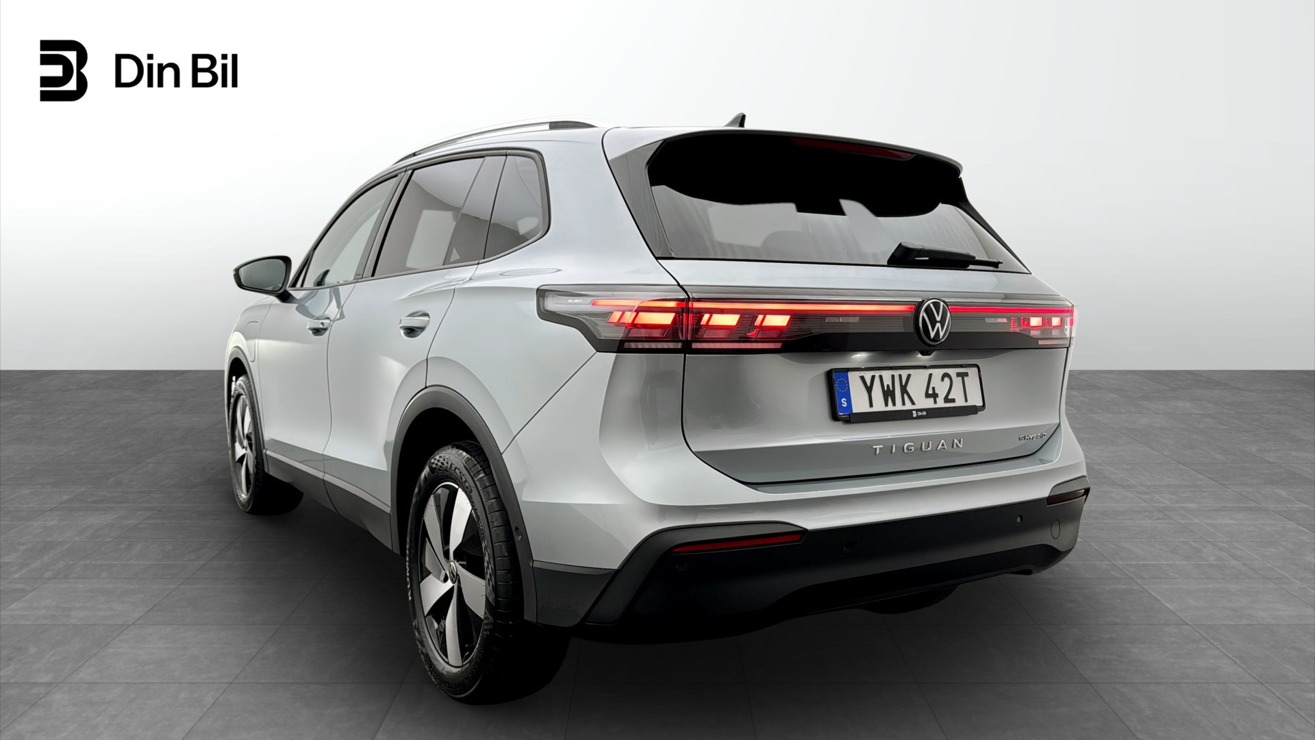 Volkswagen Tiguan YWK42T