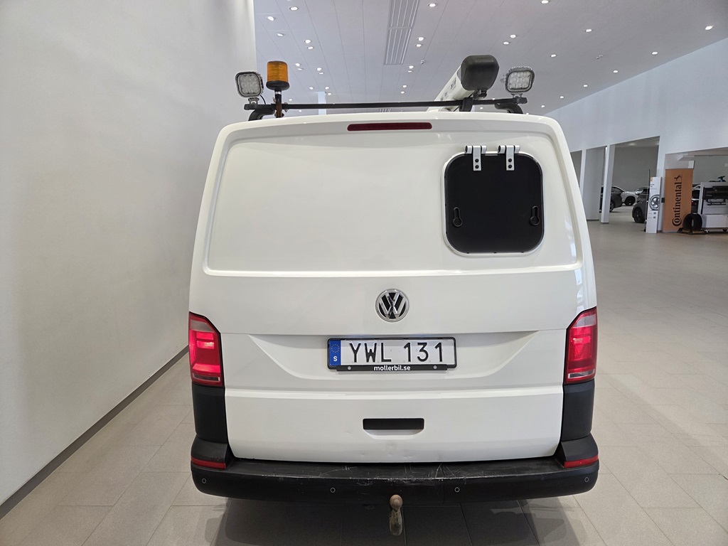 Volkswagen T6 Transporter Skåp lång hjulbas YWL131