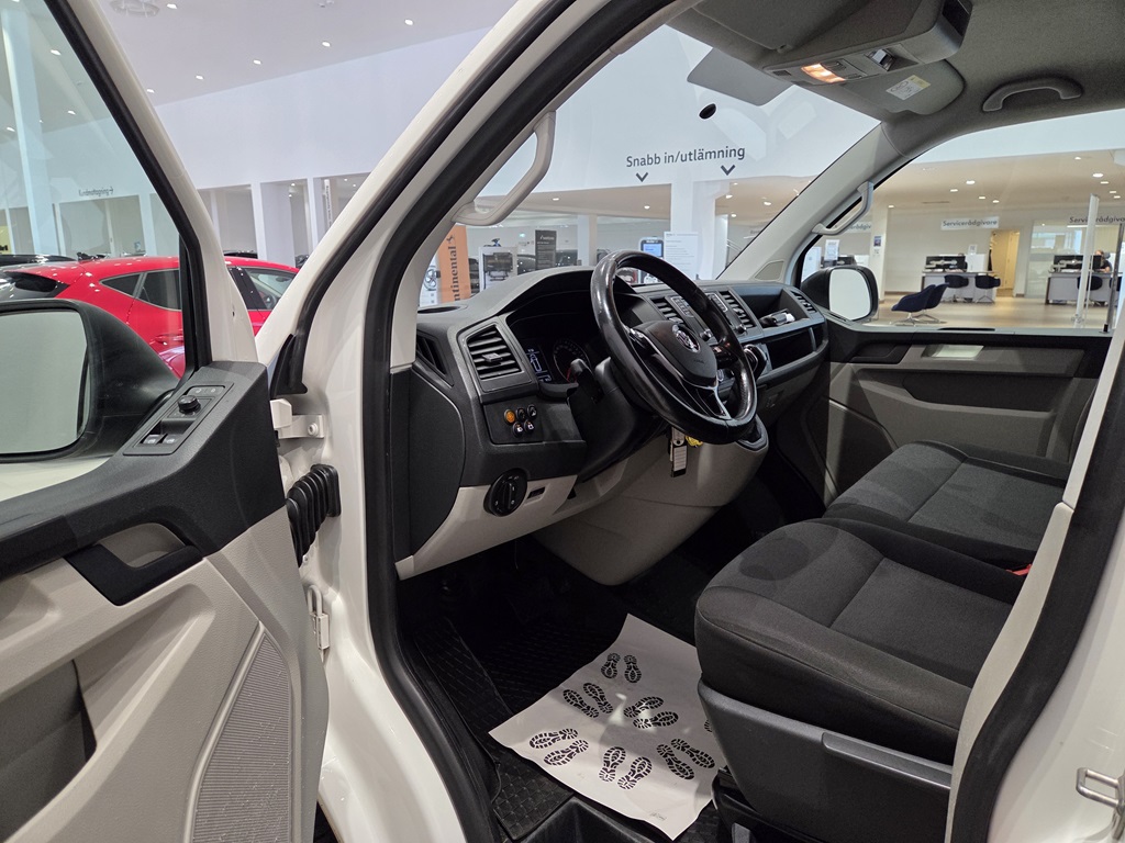 Volkswagen T6 Transporter Skåp lång hjulbas YWL131