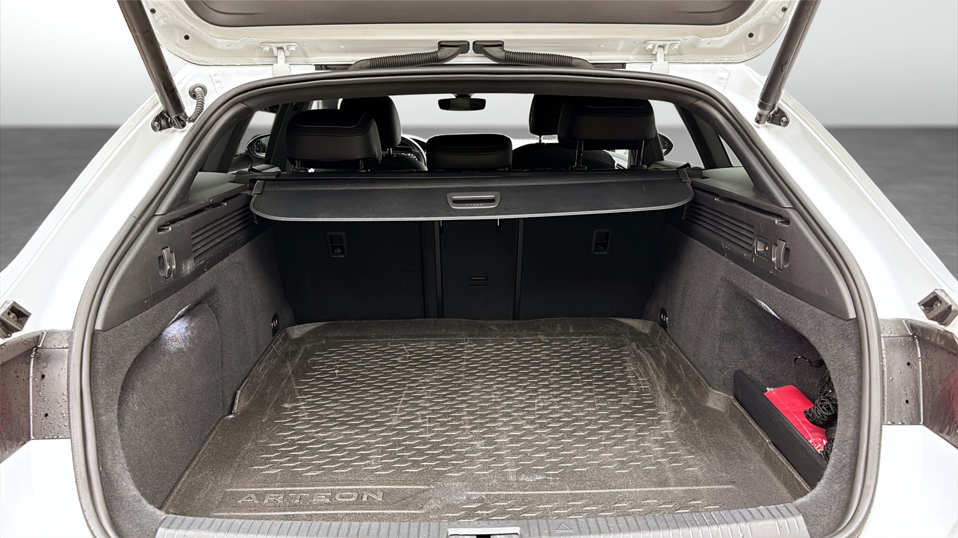 Volkswagen Arteon Shooting Brake YWL19C