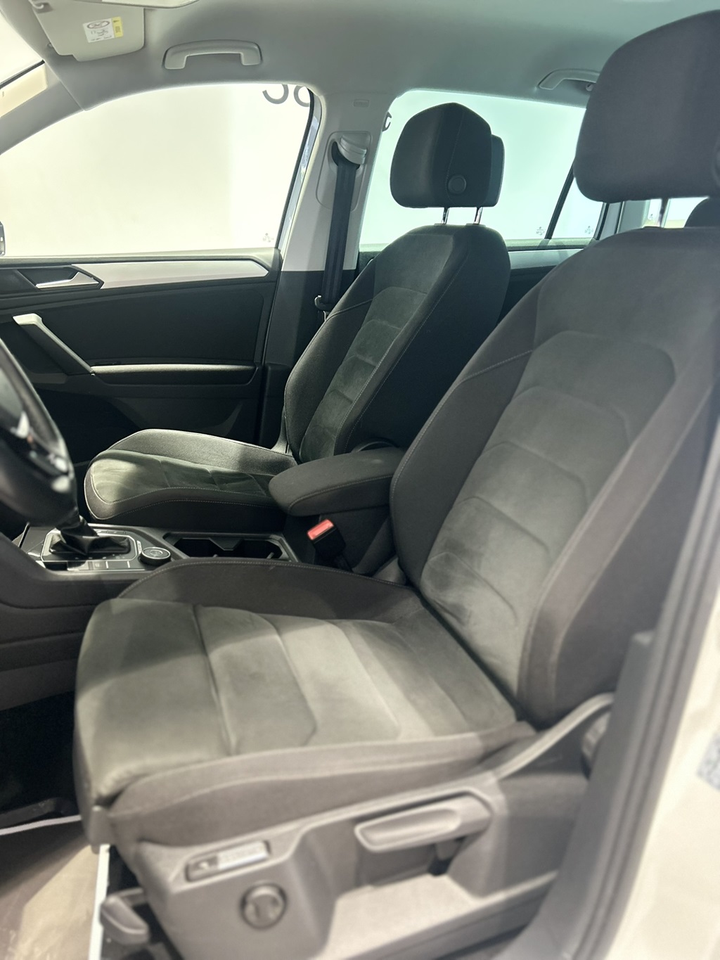 Volkswagen Tiguan YWP423