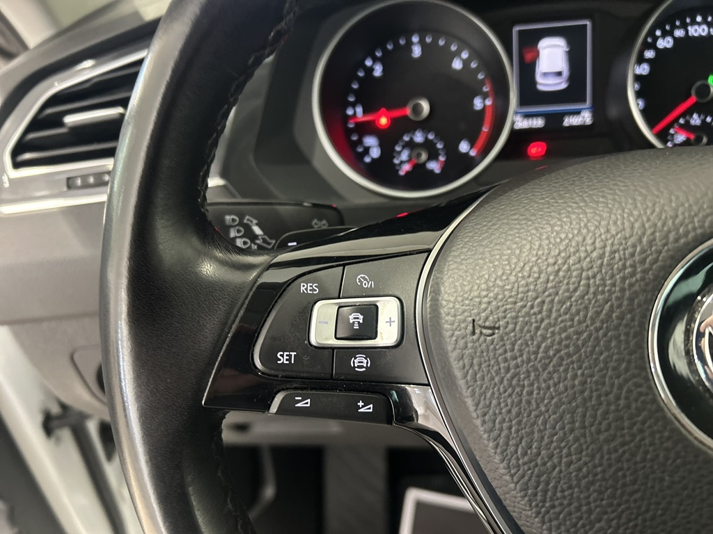 Volkswagen Tiguan YWP423