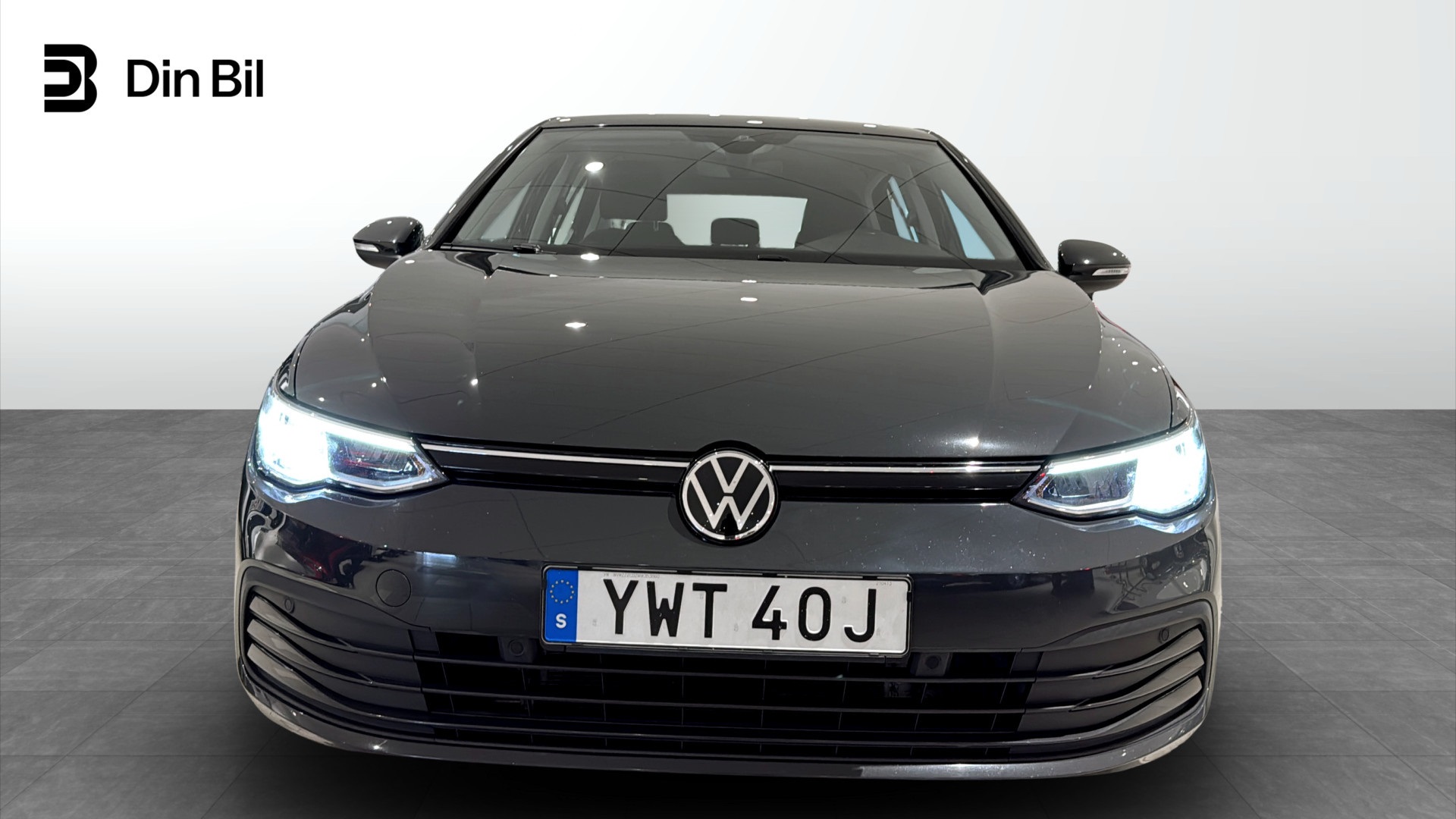Volkswagen Golf YWT40J