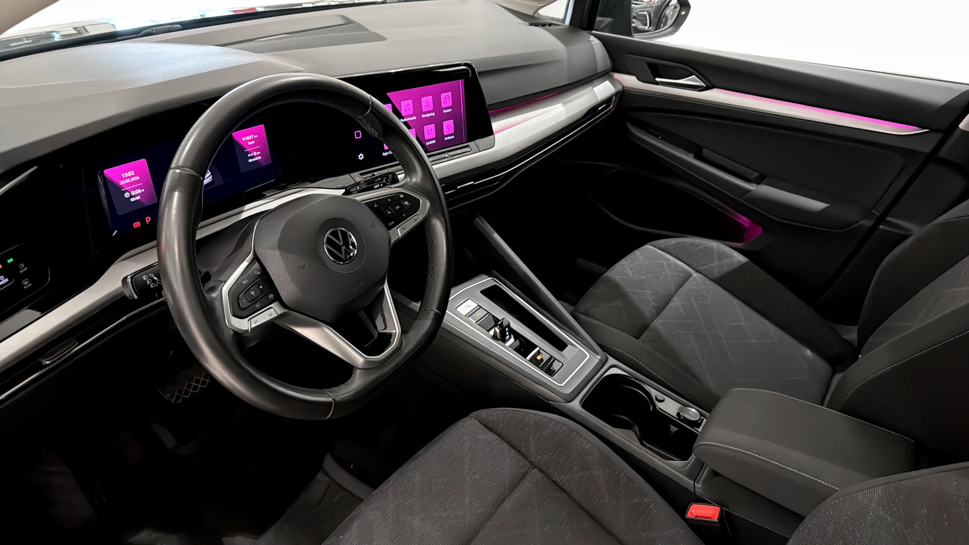 Volkswagen Golf YWT40J