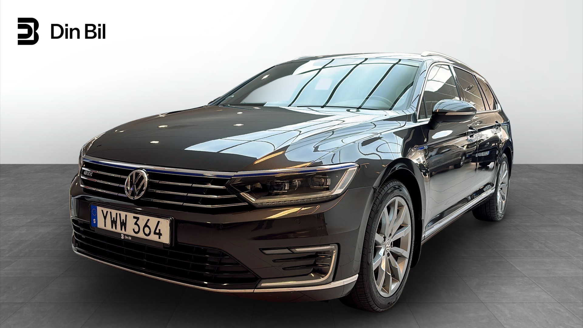 Volkswagen Passat Sportscombi YWW364