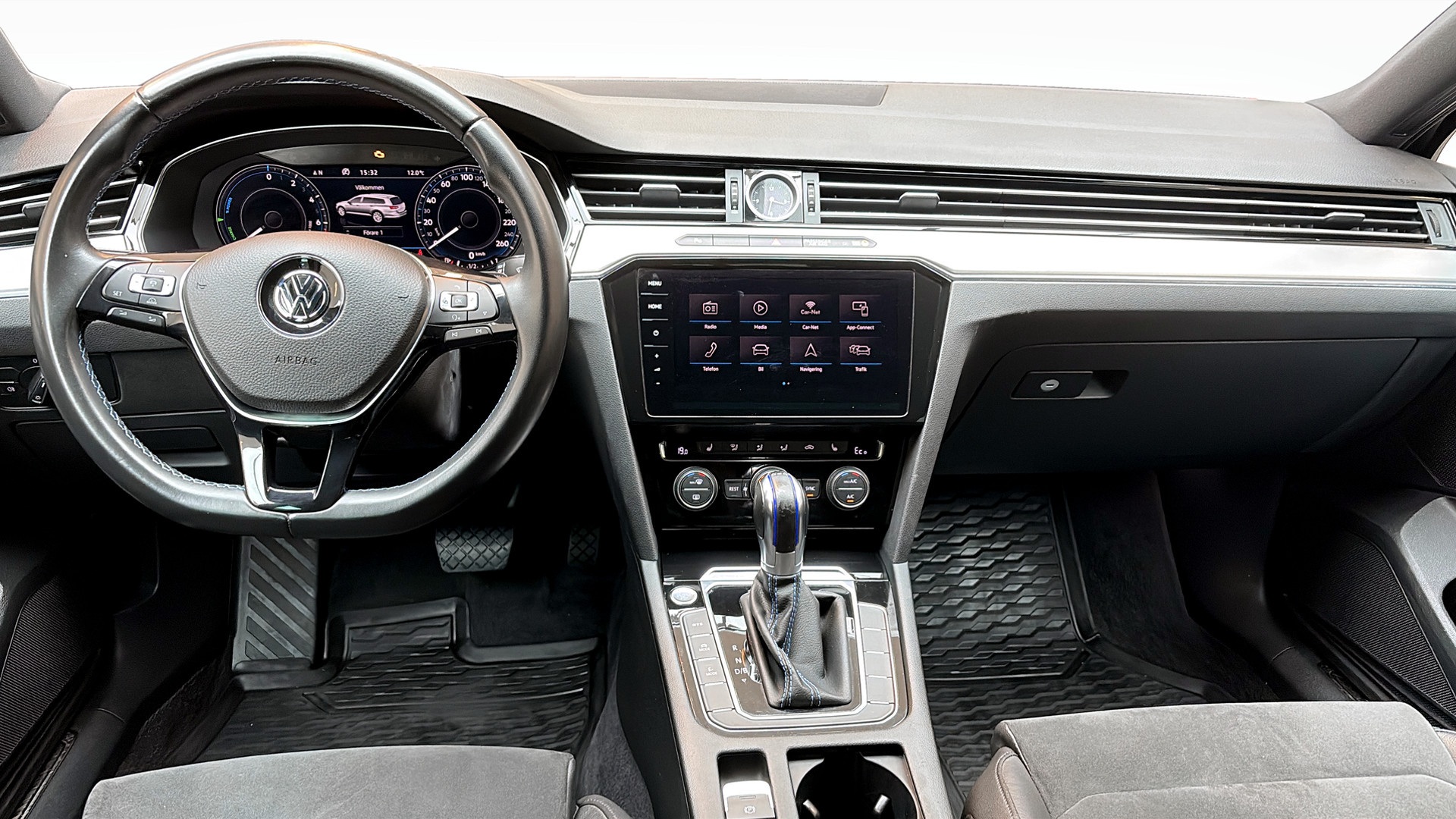 Volkswagen Passat Sportscombi YWW364