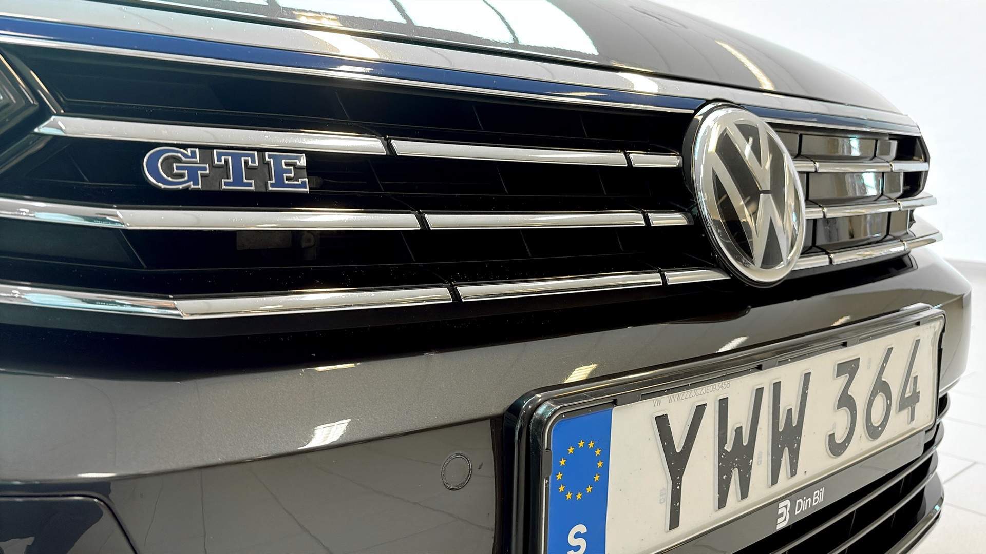 Volkswagen Passat Sportscombi YWW364