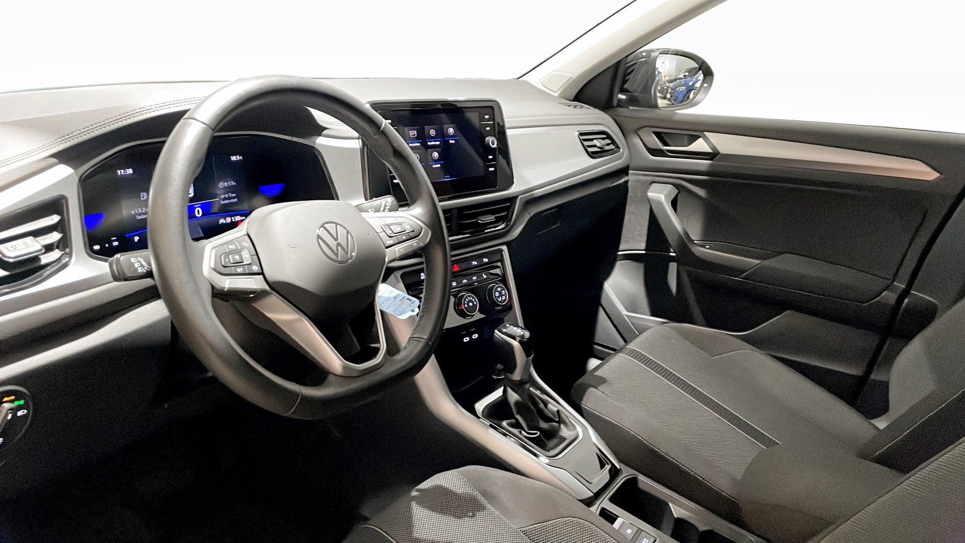 Volkswagen T-Roc YXC05M