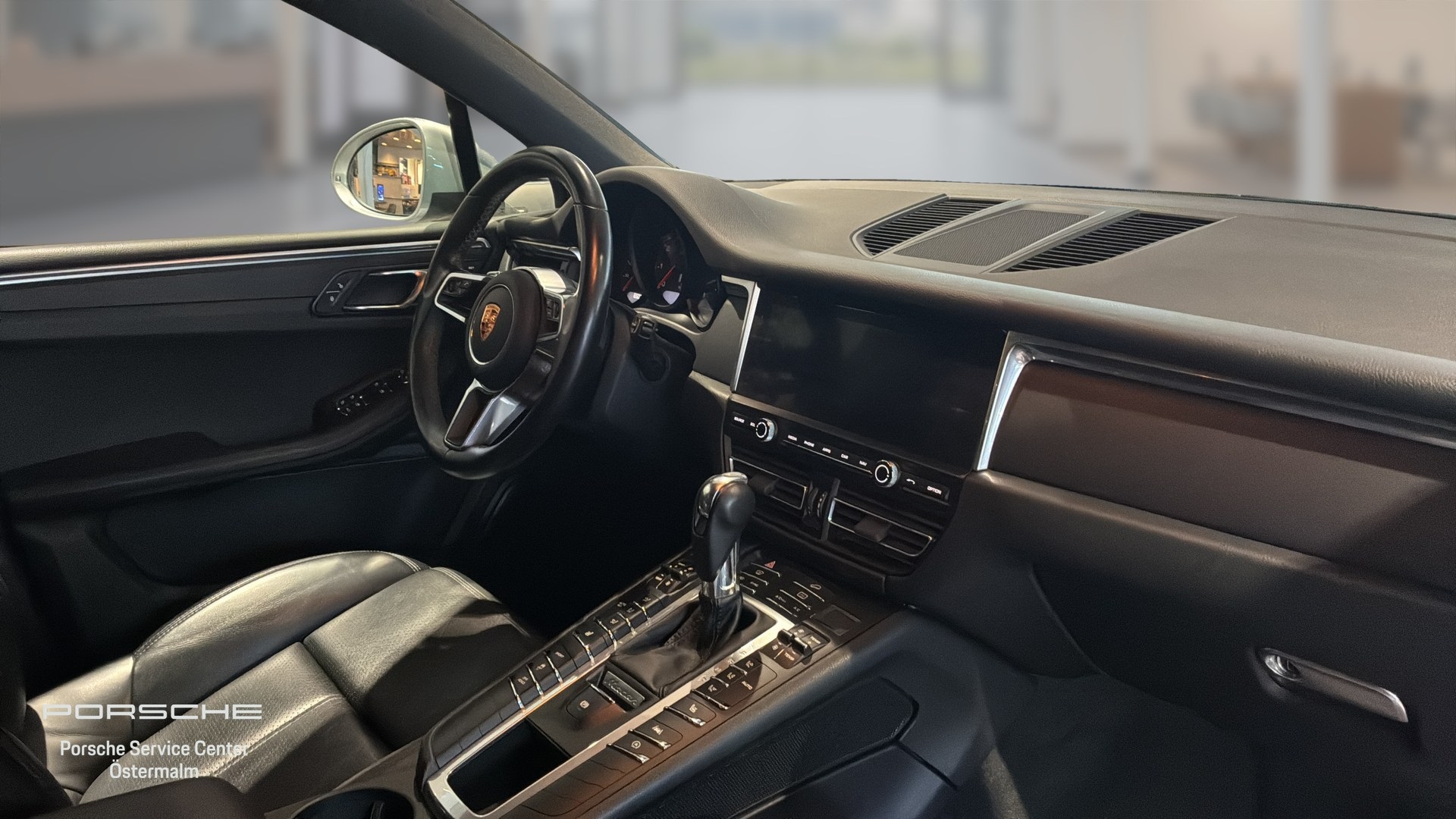 Porsche Macan YXD630