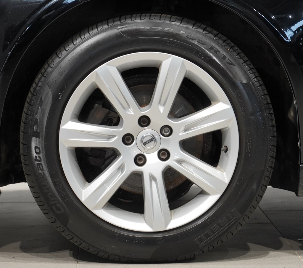 Volvo V90 YXL778