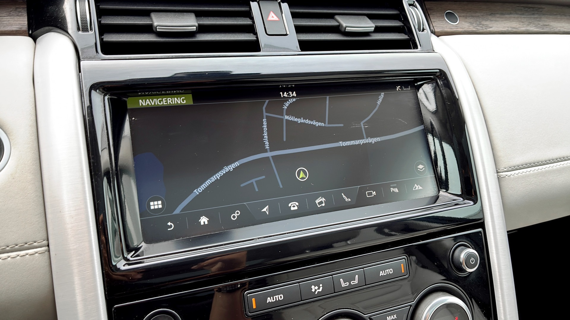Land Rover Discovery YXL954