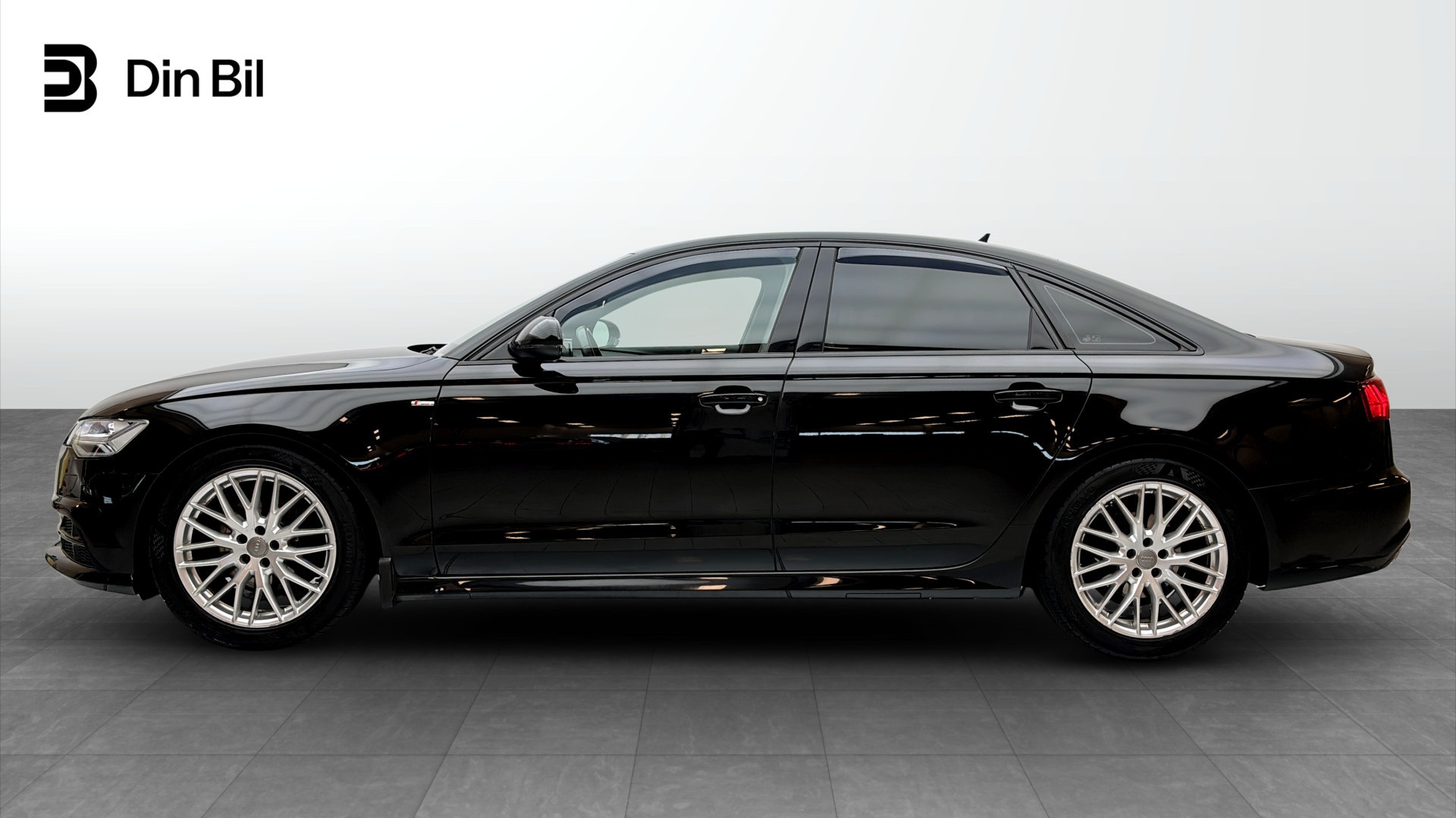 Audi A6 Sedan YXM585