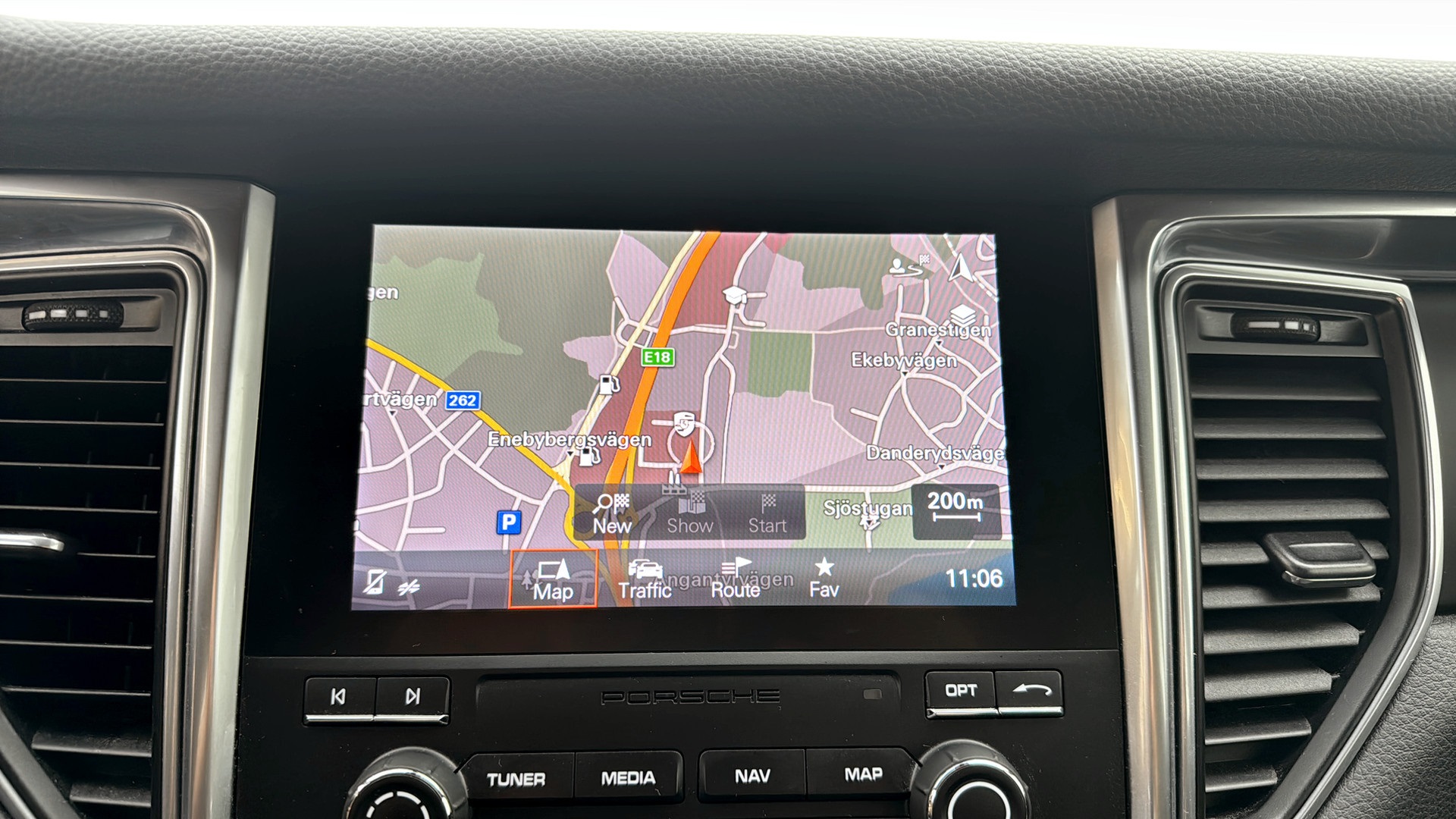 Porsche Macan YXU346