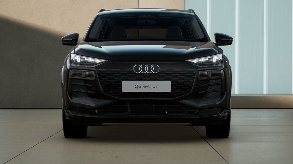 Audi Q6 e-tron YXW04U