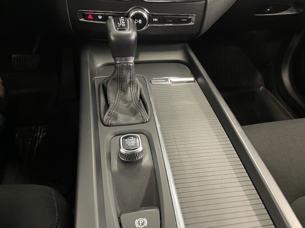 Volvo XC60 YYB736