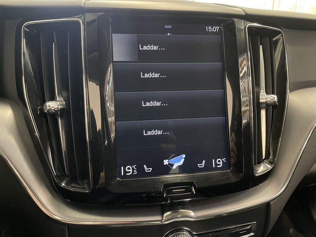 Volvo XC60 YYB736