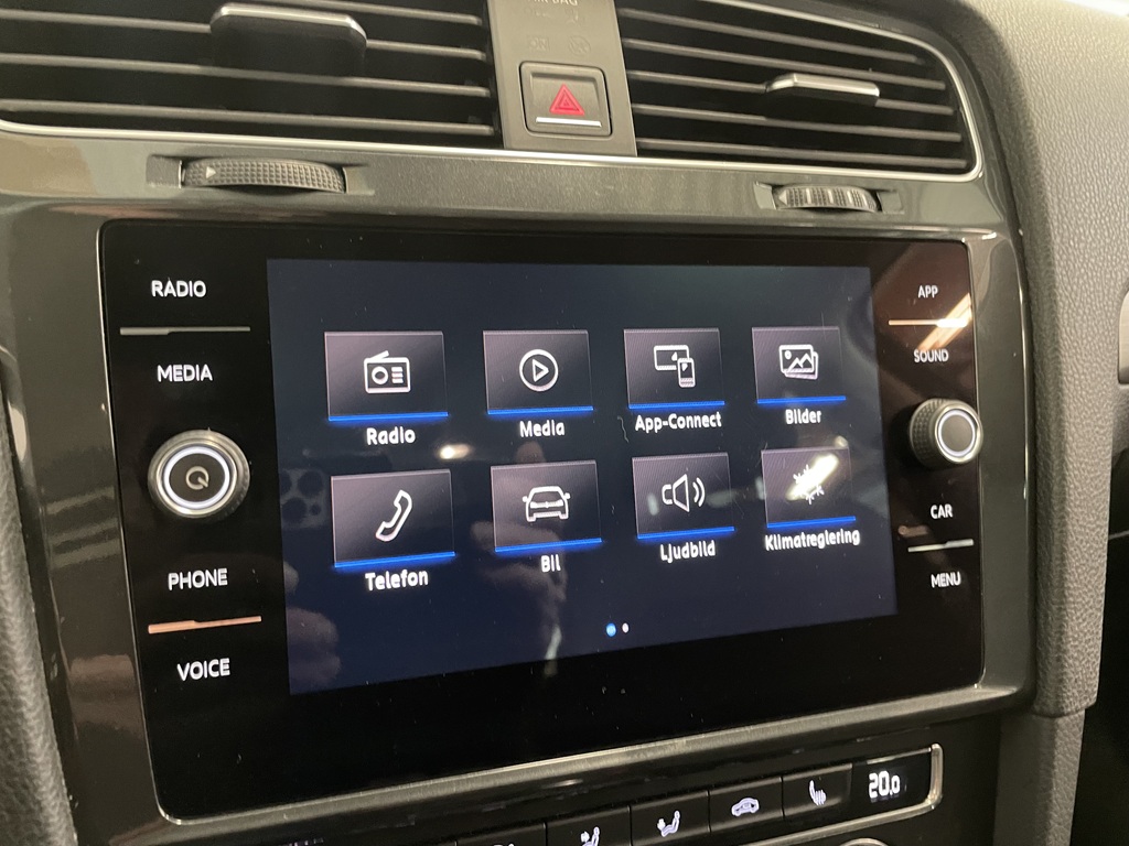 Volkswagen Golf YYD200