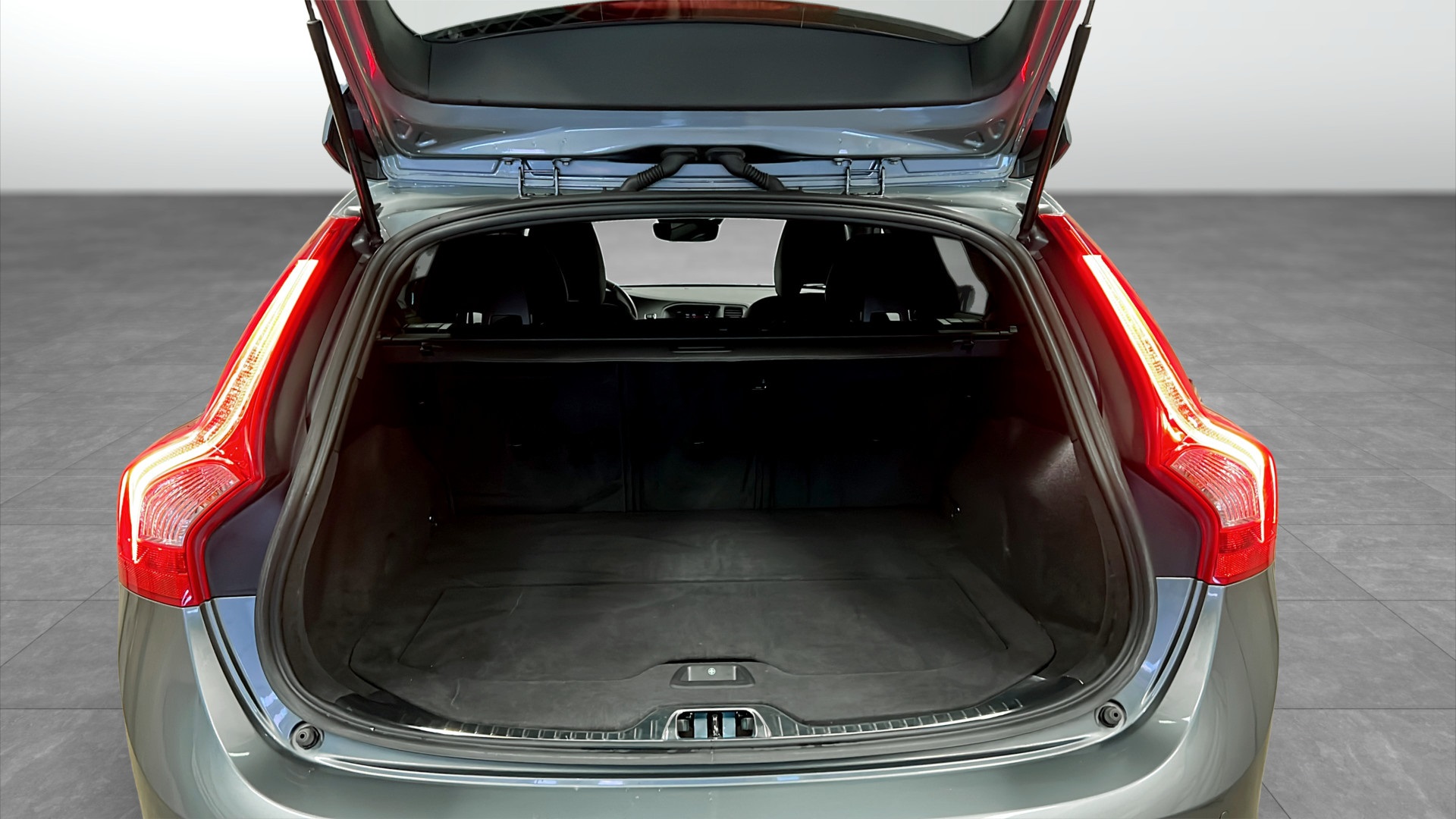 Volvo V60 YYF512