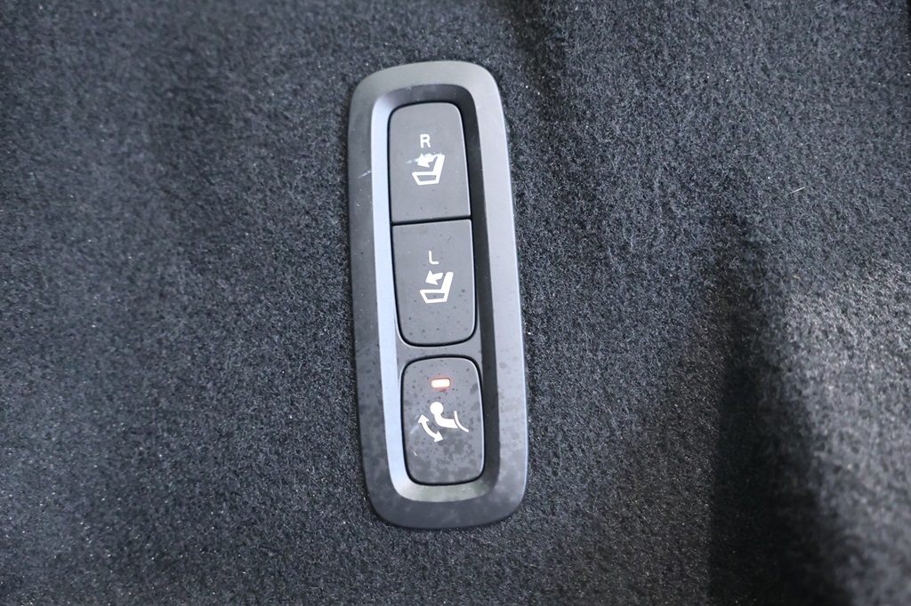 Volvo XC60 YYG056
