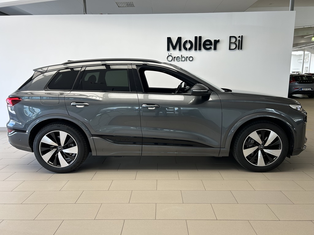 Audi Q6 e-tron YYJ42U