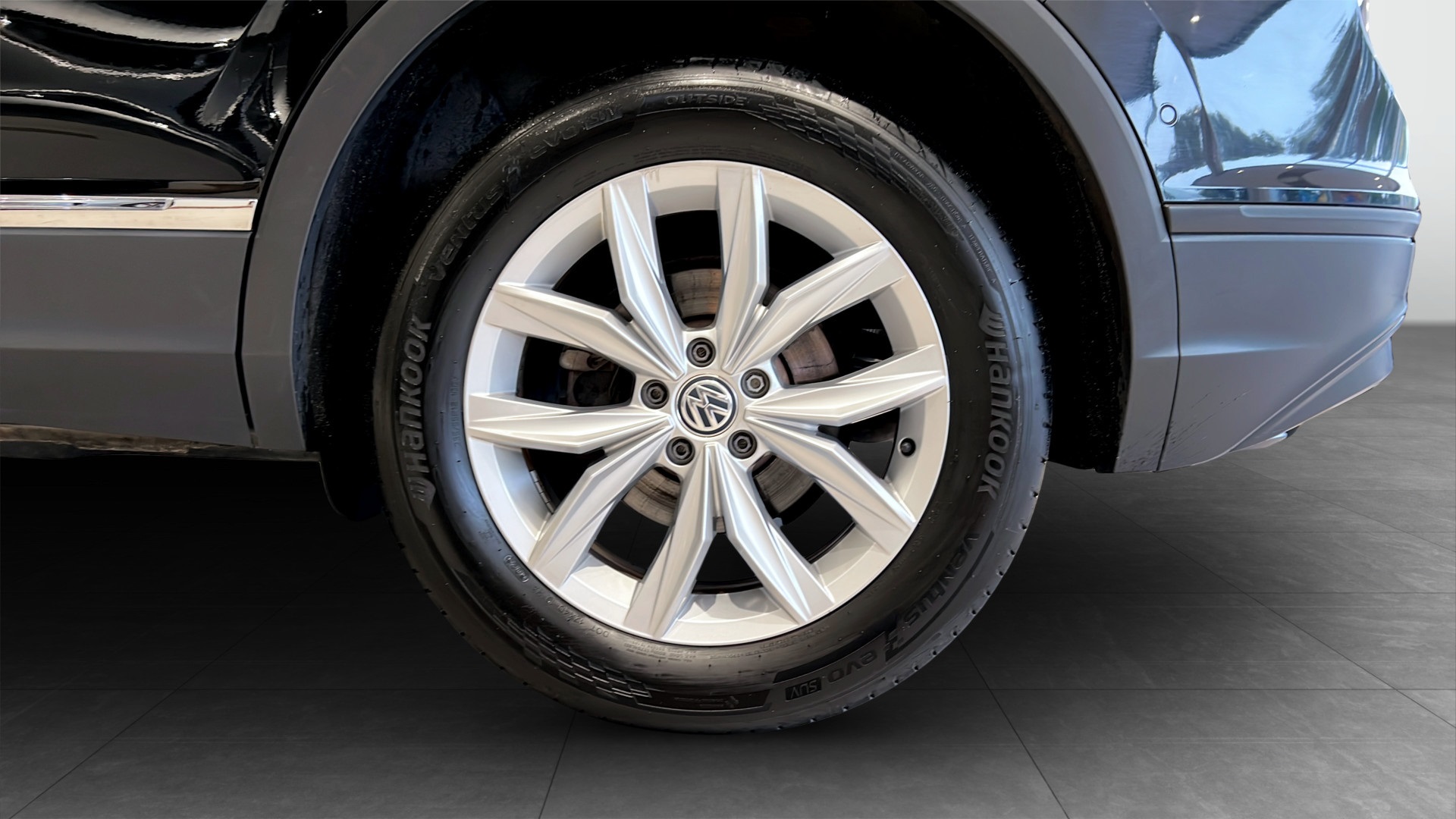 Volkswagen Tiguan YYN087