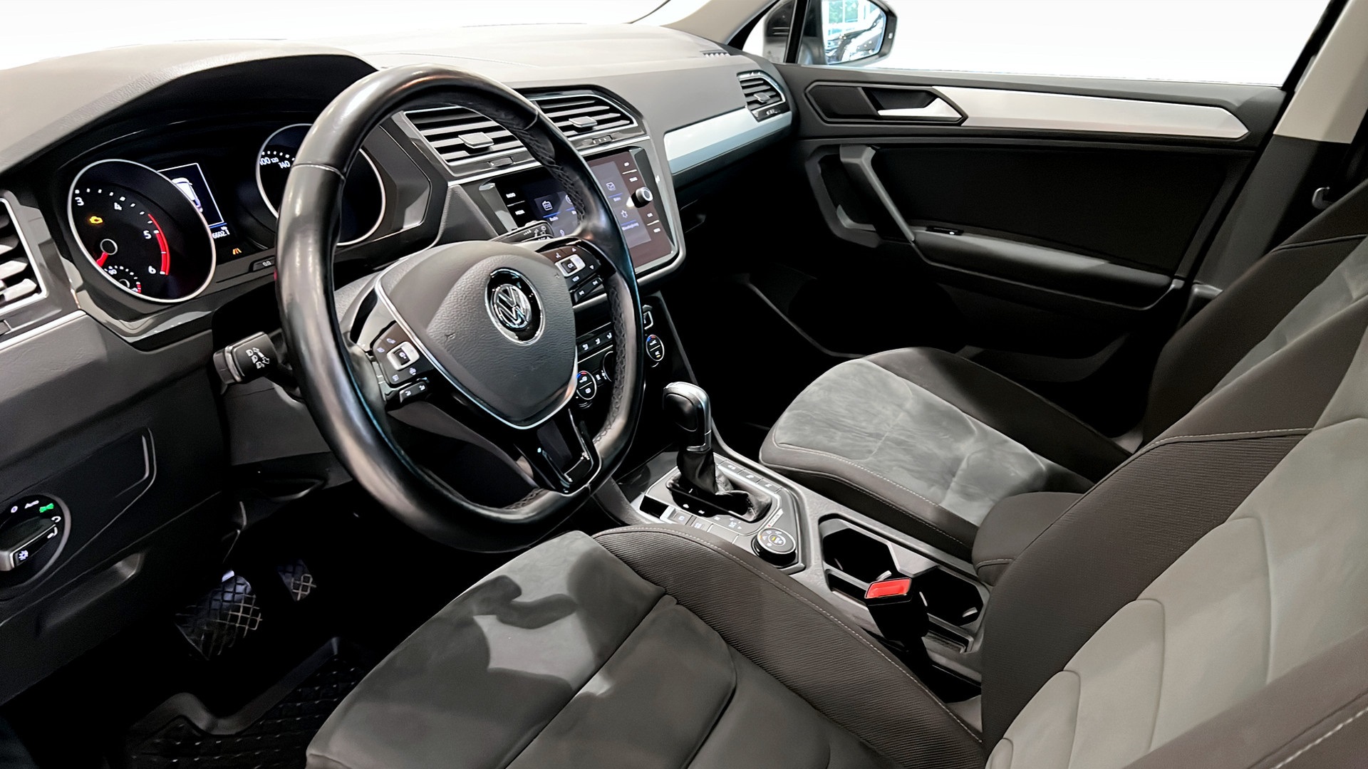 Volkswagen Tiguan YYN087