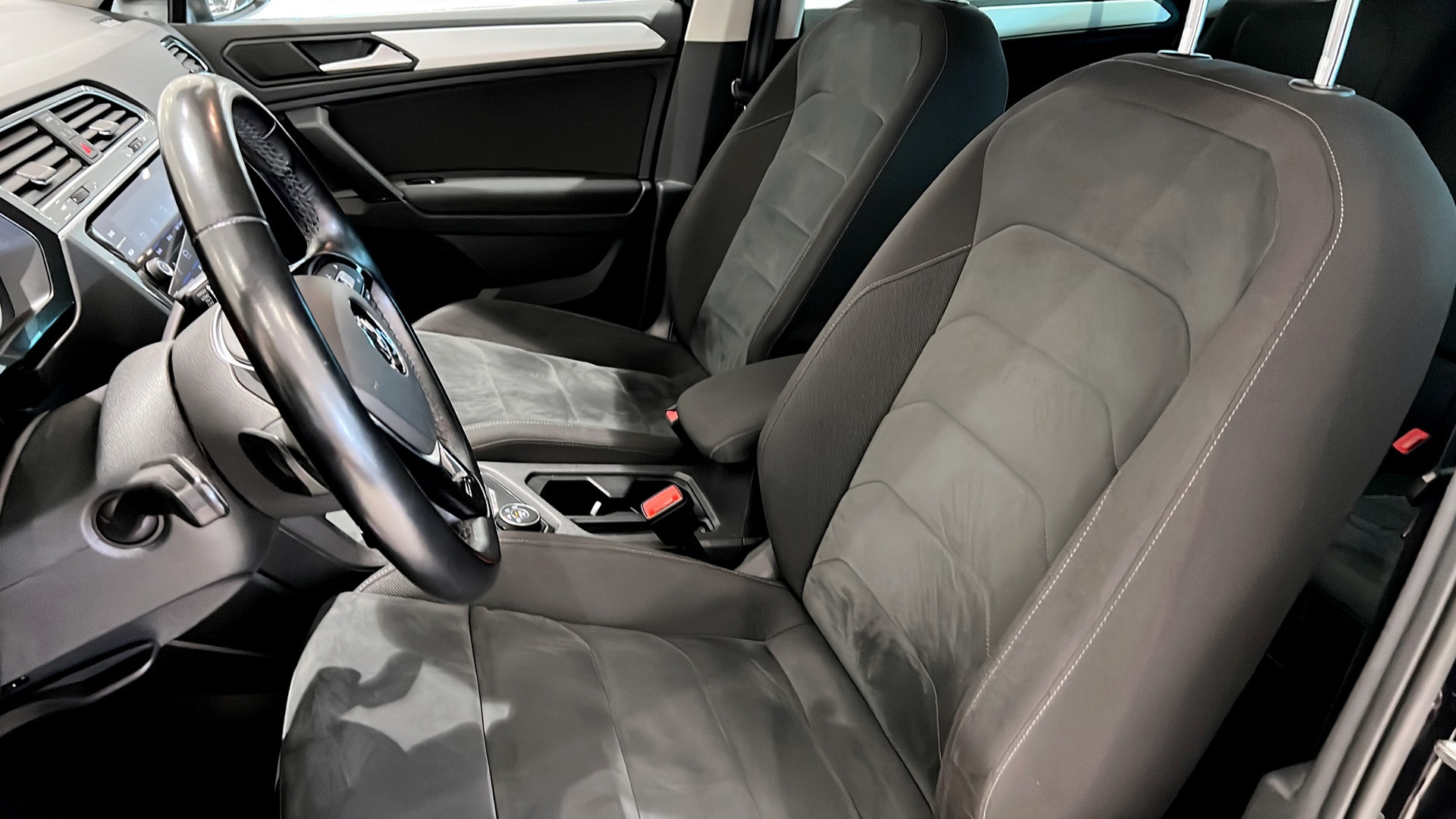 Volkswagen Tiguan YYN087