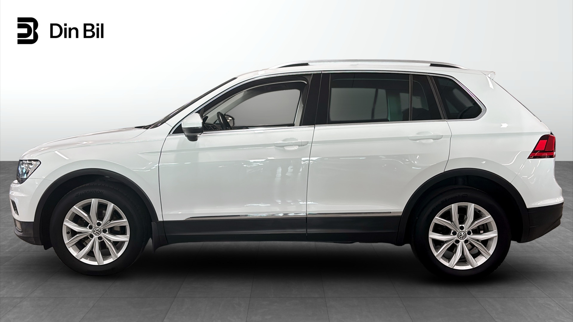 Volkswagen Tiguan YZA706