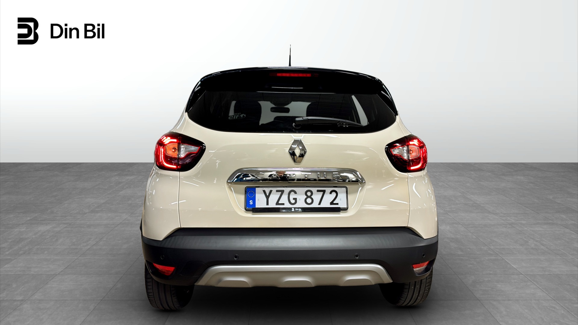 Renault Captur YZG872