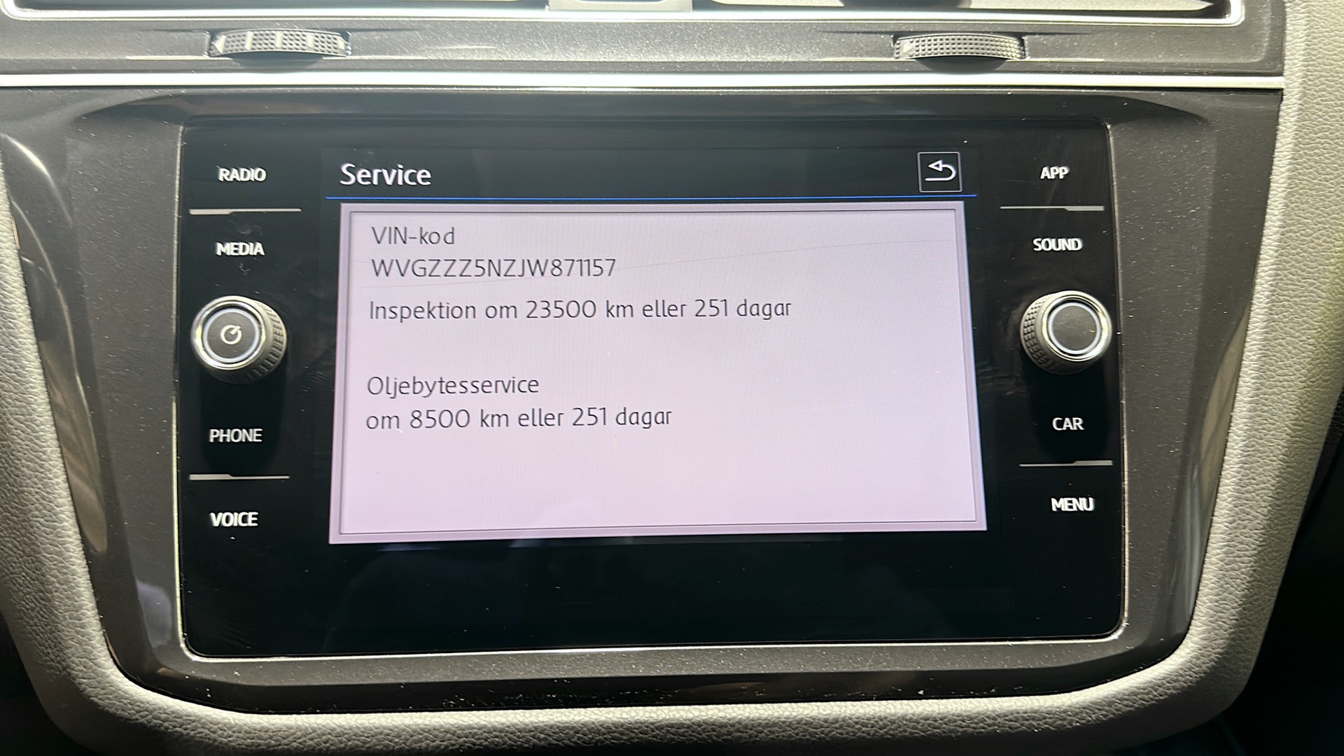 Volkswagen Tiguan YZJ178