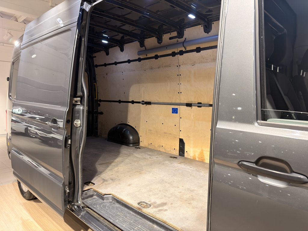 Volkswagen Crafter Skåp kort hjulbas ZAB944