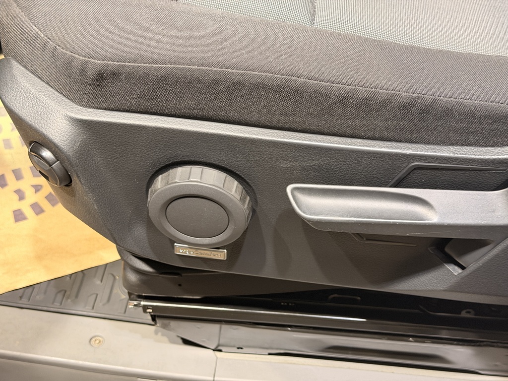 Volkswagen Crafter Skåp kort hjulbas ZAB944