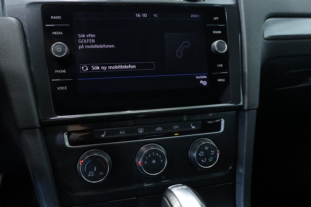 Volkswagen Golf ZAO423
