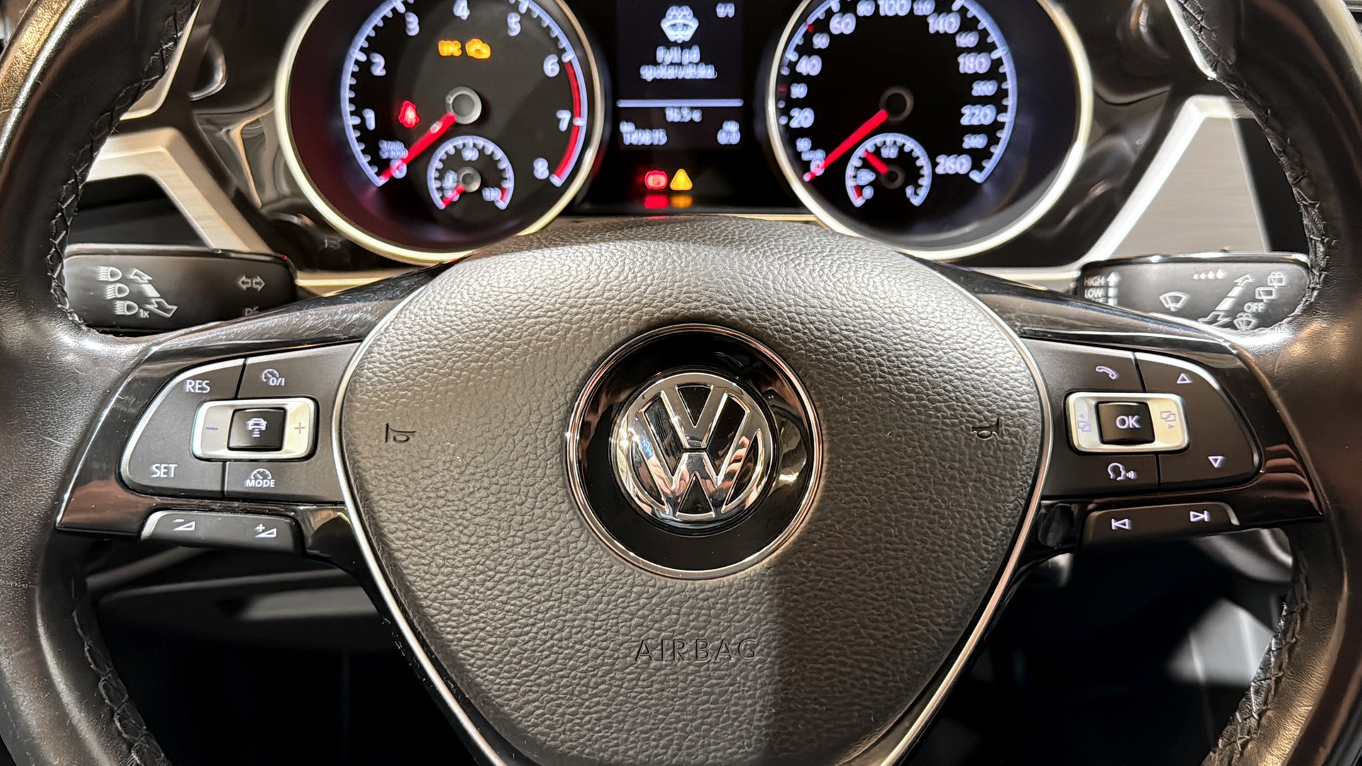 Volkswagen Touran ZBR237