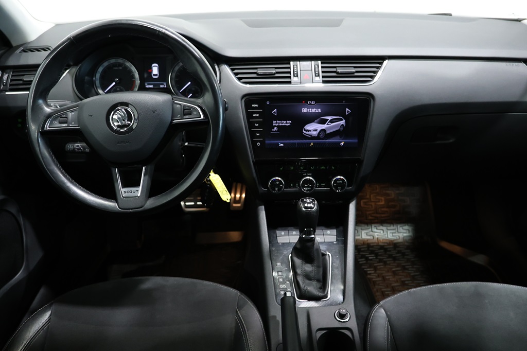 Skoda Octavia Combi ZCG675