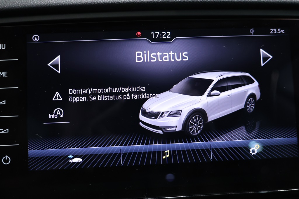 Skoda Octavia Combi ZCG675