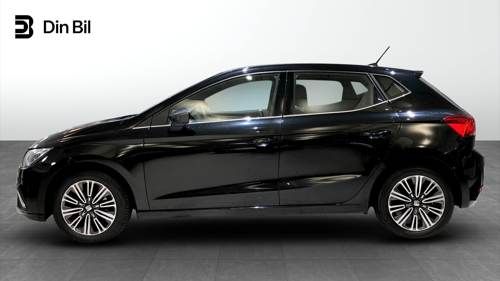 SEAT Ibiza ZDE151